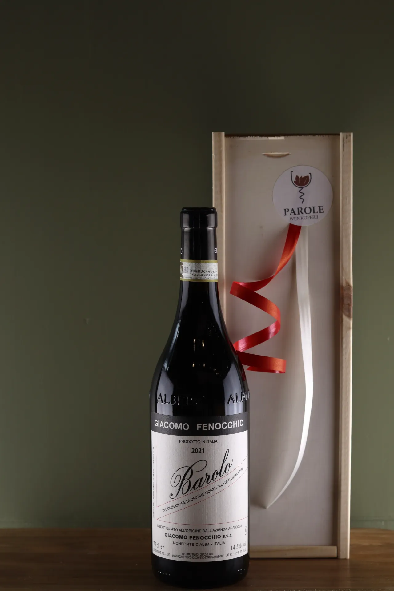 [WINE0046] Barolo in luxe houten kist